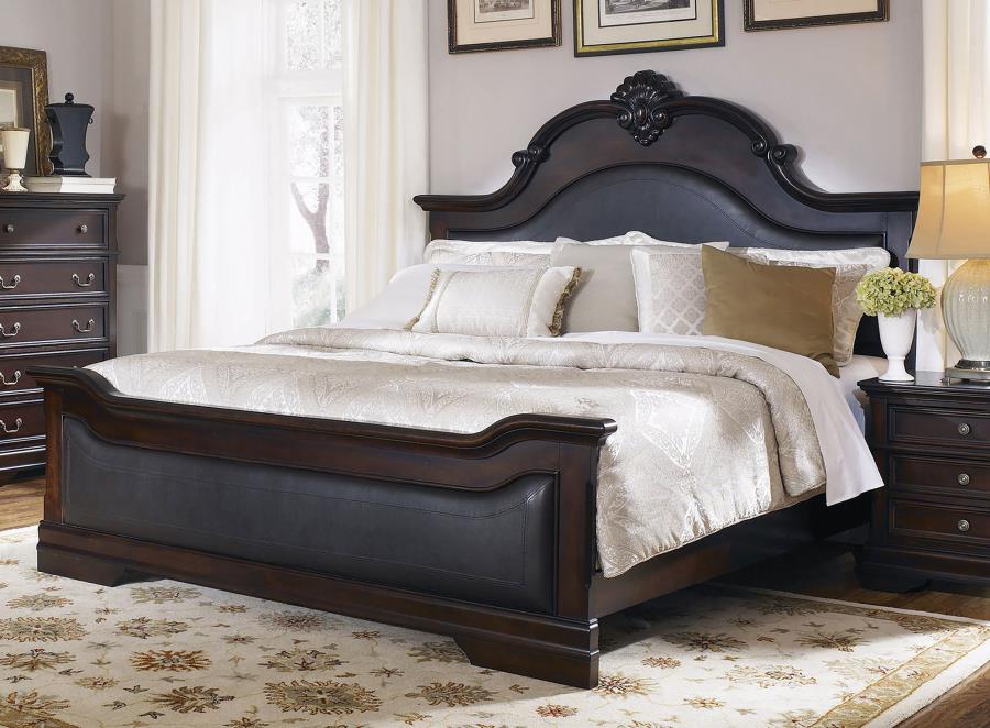 Cambridge Wood Queen Panel Bed - Cappuccino