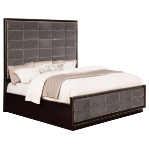 Durango Wood Queen Panel Bed - Smoked Peppercorn