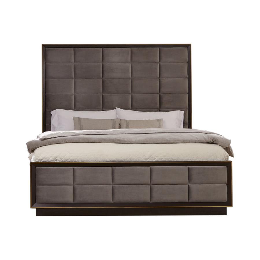 Durango Wood Queen Panel Bed - Smoked Peppercorn